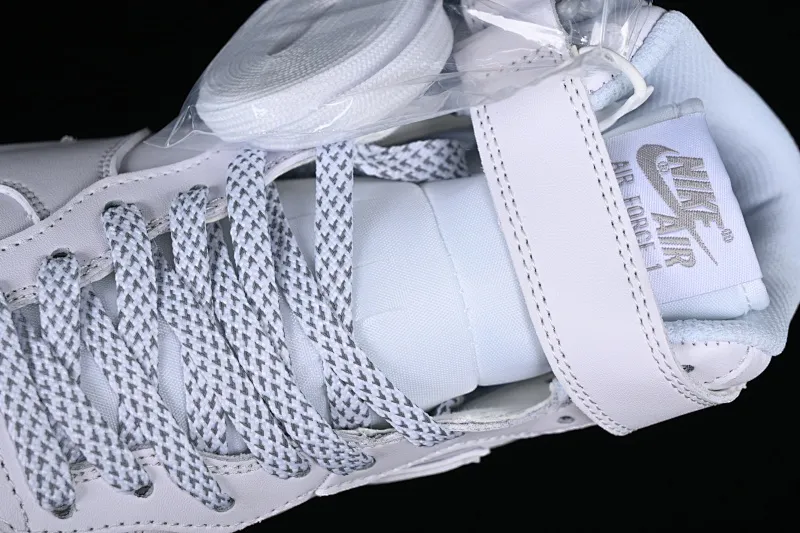 All Categories Nk Air Force 1 Air Force Series Nk Air Force 1 Mid Air Force Mid Nk Air Force 1'07 Mid Beige Silver Stars Air Force One Mid Casual Sneakers WP5623-836
